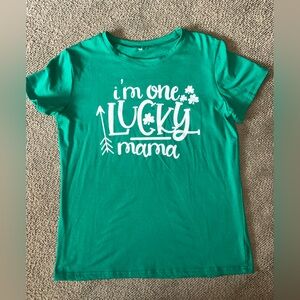 🦄6 Items for $20🦄 Lucky Mama Tee